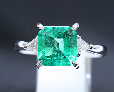 1.83ct エメラルド 